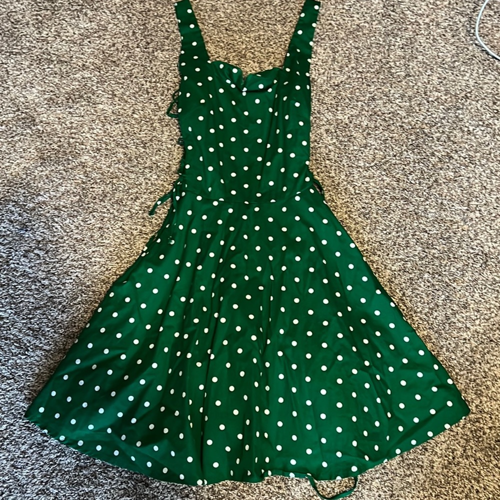 Short adjustable size dress